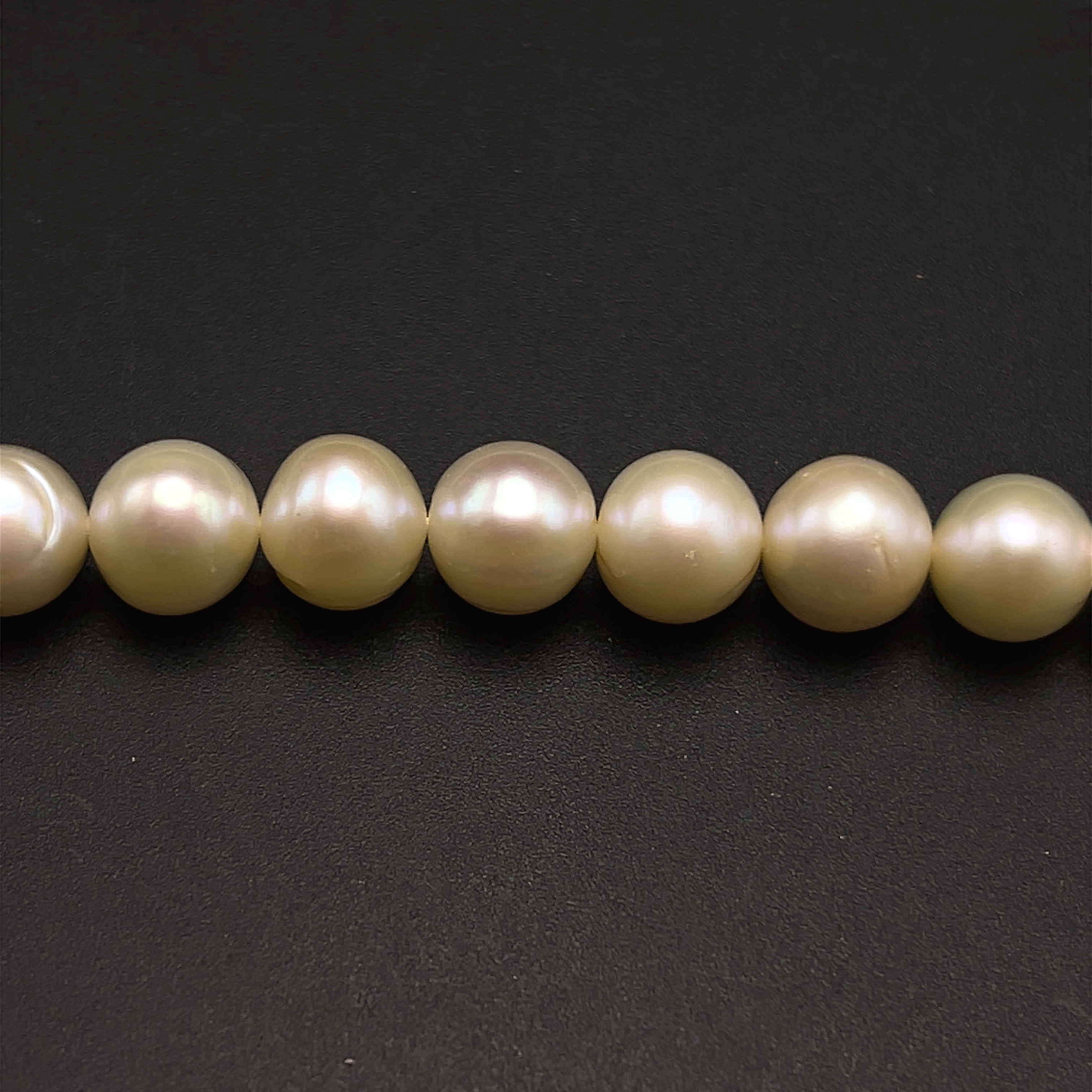 Pearl strands