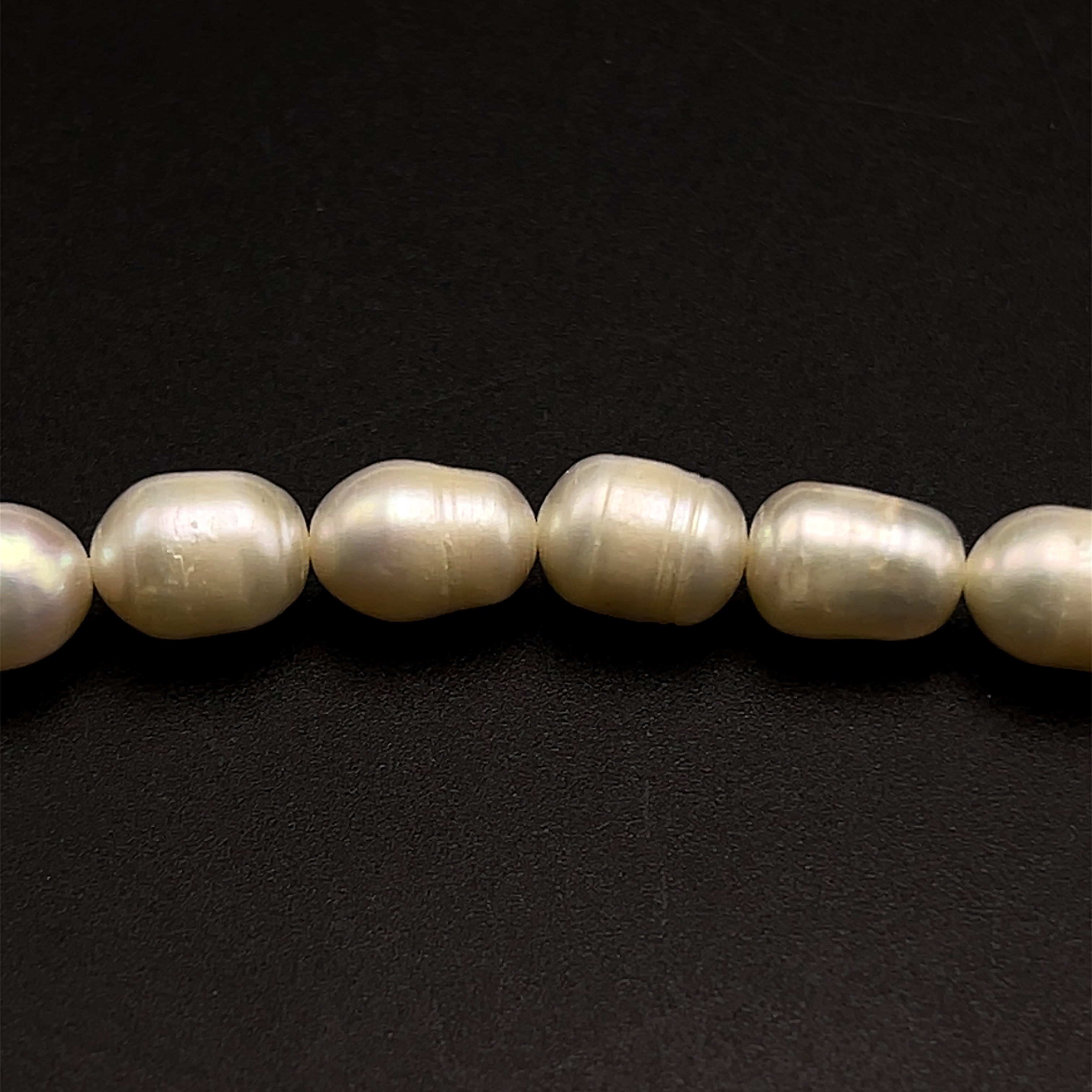 Pearl strand